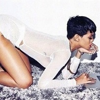 Rihanna: Ass Up!