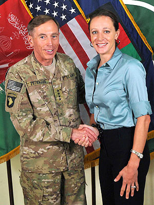 David-petraeus-and-paula-broadwell