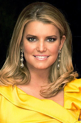 Fake-Looking Jessica. Jessica Simpson: Real or Wax? Fake-Looking Jessica. Jessica Simpson: Real or Wax?