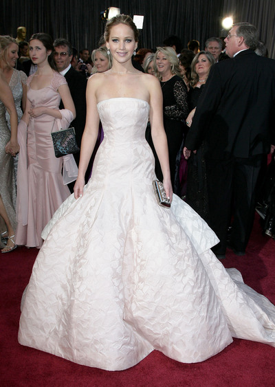 Jennifer-lawrence-oscars-dress