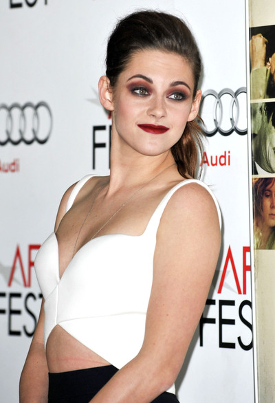 Kristen Stewart Actually Smiles